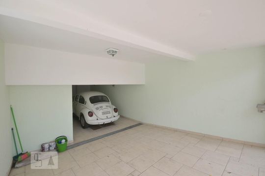 Garagem de casa para alugar com 6 quartos, 556m² em Jardim da Saúde, São Paulo