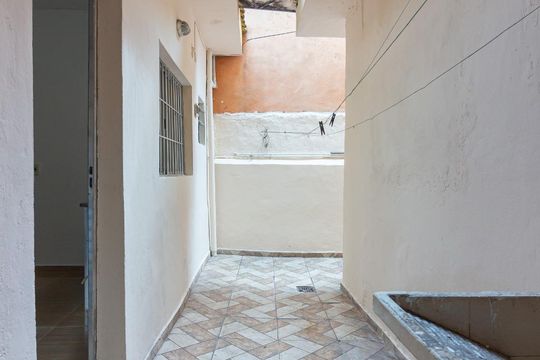 Quintal de casa para alugar com 1 quarto, 60m² em Jardim Roberto, Osasco
