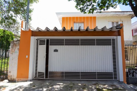 Fachada de casa à venda com 3 quartos, 160m² em Vila Polopoli, São Paulo