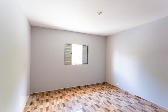 Quarto 2 de casa à venda com 3 quartos, 160m² em Vila Polopoli, São Paulo