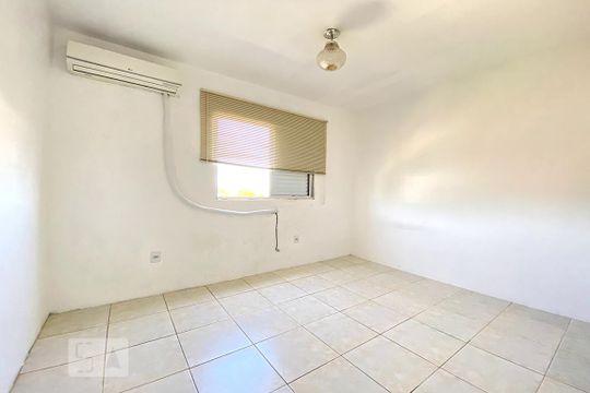 Quarto de apartamento à venda com 1 quarto, 30m² em Vila Nova, Novo Hamburgo