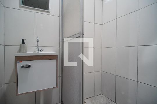 Banheiro de kitnet/studio à venda com 1 quarto, 30m² em Centro, Novo Hamburgo