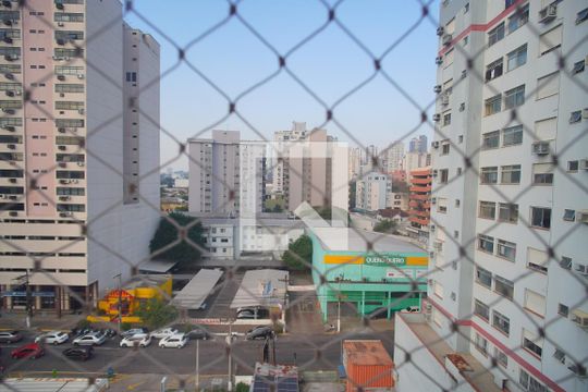 vista da Sala/Quarto de kitnet/studio à venda com 1 quarto, 30m² em Centro, Novo Hamburgo