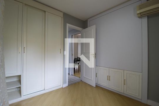 Quarto Suíte de apartamento para alugar com 1 quarto, 40m² em Indianópolis, São Paulo
