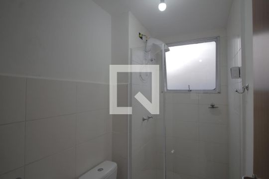 Banheiro de apartamento para alugar com 2 quartos, 50m² em São José, Canoas