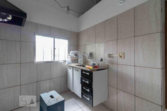 Cozinha de kitnet/studio para alugar com 1 quarto, 100m² em Vila Bertioga, São Paulo