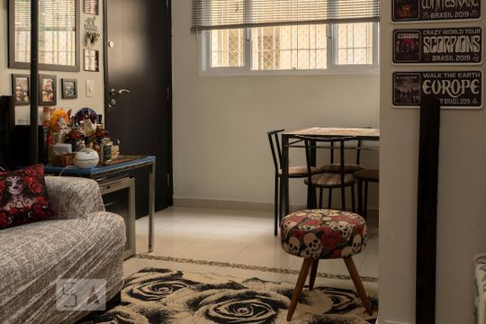 Sala de apartamento à venda com 2 quartos, 55m² em Vila Alexandria, São Paulo