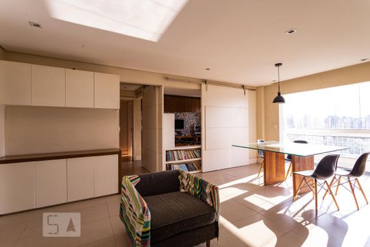 Sala de apartamento à venda com 4 quartos, 130m² em Vila Clementino, São Paulo