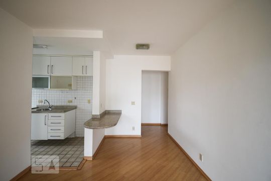 Sala de apartamento à venda com 2 quartos, 48m² em Pinheiros, São Paulo