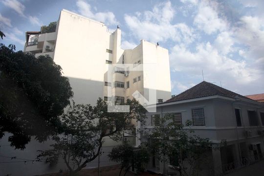 Sala Vista de apartamento à venda com 2 quartos, 151m² em Santana, Porto Alegre
