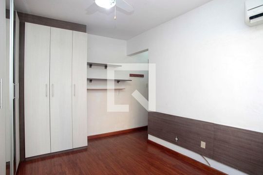 Quarto 1 Suíte de apartamento à venda com 2 quartos, 151m² em Santana, Porto Alegre