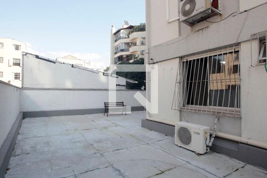 Área Privada / Espaço Garden de apartamento à venda com 2 quartos, 151m² em Santana, Porto Alegre