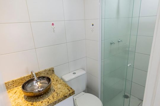 Banheiro de apartamento à venda com 2 quartos, 45m² em Liberdade, São Paulo