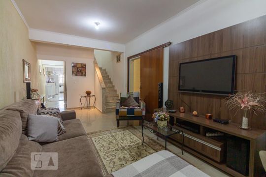 Sala de casa à venda com 3 quartos, 250m² em Jardim das Flores, Osasco
