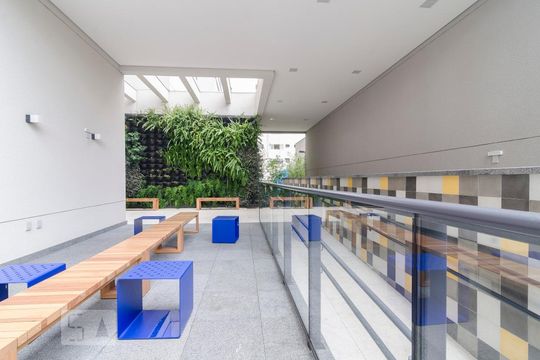 Área comum de kitnet/studio para alugar com 1 quarto, 26m² em Cerqueira César, São Paulo