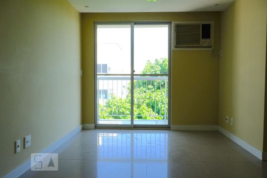 Sala de apartamento à venda com 3 quartos, 160m² em Pechincha, Rio de Janeiro