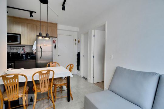 Sala de apartamento à venda com 2 quartos, 34m² em Barra Funda, São Paulo