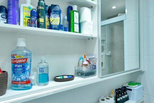 Detalhe banheiro de apartamento à venda com 2 quartos, 34m² em Barra Funda, São Paulo