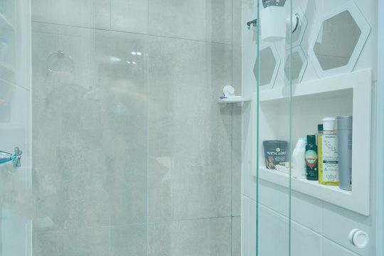 Detalhe banheiro de apartamento à venda com 2 quartos, 34m² em Barra Funda, São Paulo