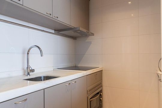 Cozinha de apartamento para alugar com 1 quarto, 49m² em Independência, Porto Alegre