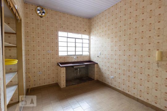 Cozinha de casa para alugar com 2 quartos, 150m² em Chácara Inglesa, São Paulo