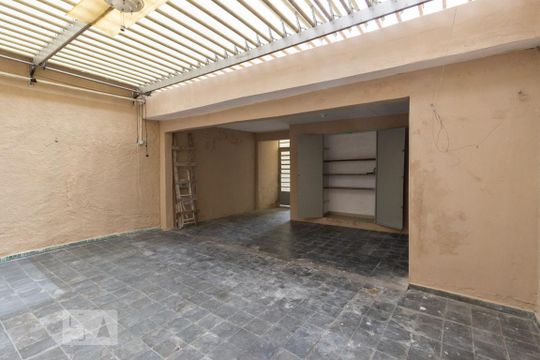 Área comum de casa para alugar com 2 quartos, 150m² em Chácara Inglesa, São Paulo