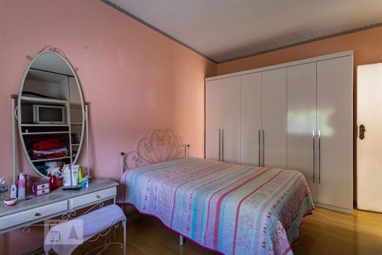 Quarto 2 de casa para alugar com 3 quartos, 300m² em Vila Mariana, São Paulo