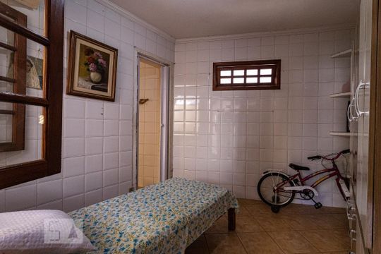 Quarto de Serviço de casa para alugar com 3 quartos, 300m² em Vila Mariana, São Paulo