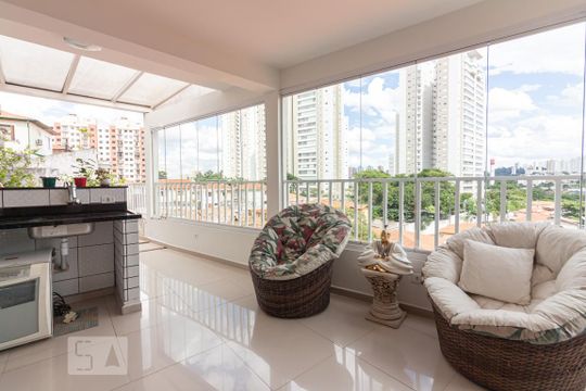 Churrasqueira de casa para alugar com 4 quartos, 380m² em Jardim das Vertentes, São Paulo
