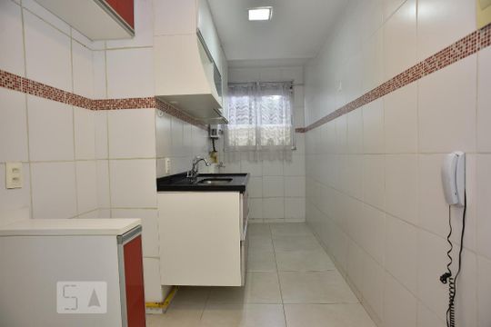 Cozinha de apartamento à venda com 2 quartos, 51m² em Taquara, Rio de Janeiro