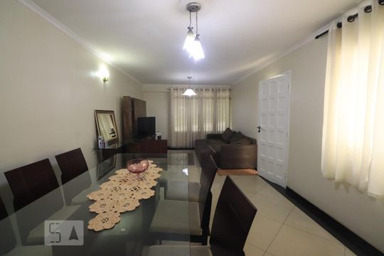 Sala de casa à venda com 3 quartos, 157m² em Vila Curuçá, Santo André