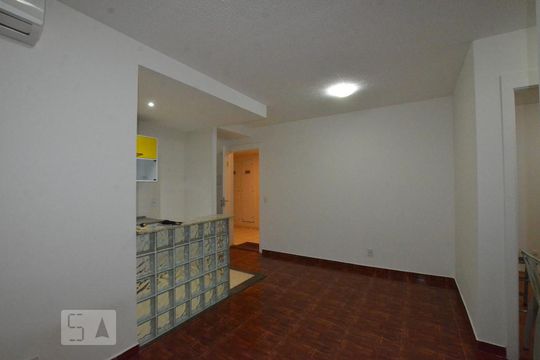 Sala de apartamento à venda com 2 quartos, 49m² em Irajá, Rio de Janeiro