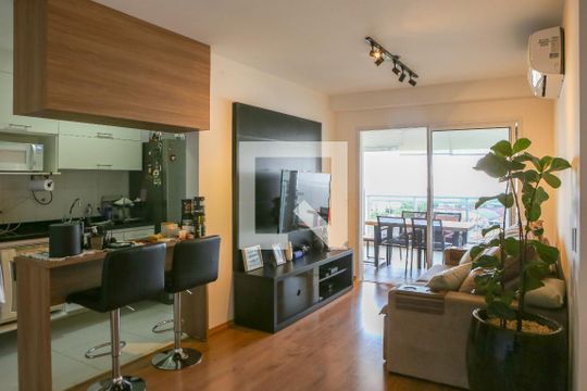 Sala de apartamento à venda com 2 quartos, 79m² em Água Branca, São Paulo