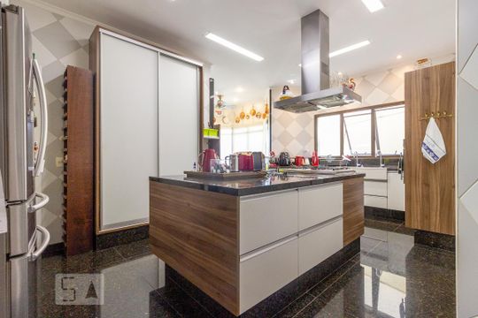 Cozinha de casa de condomínio à venda com 4 quartos, 502m² em Alphaville, Santana de Parnaíba