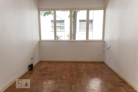 Sala  de apartamento para alugar com 1 quarto, 45m² em Tijuca, Rio de Janeiro