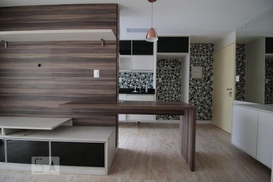 sala de apartamento para alugar com 1 quarto, 62m² em Vila Ipojuca, São Paulo