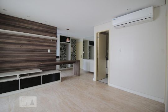 Apartamento para alugar com 1 quarto, 62m² em Vila Ipojuca, São Paulo