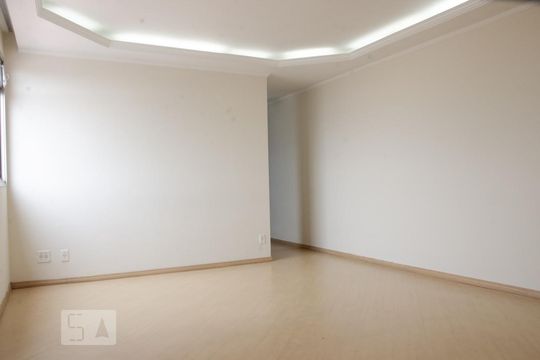 Sala de apartamento para alugar com 2 quartos, 62m² em Vila Nivi, São Paulo