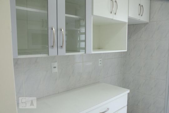 Cozinha - Armários de apartamento para alugar com 2 quartos, 62m² em Vila Nivi, São Paulo