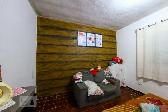 Quarto 2 de casa à venda com 4 quartos, 266m² em Vila Barros, Guarulhos