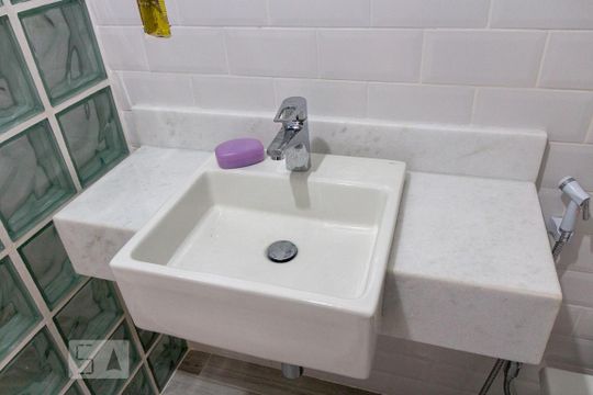 Banheiro da Suíte de apartamento à venda com 3 quartos, 128m² em Maracanã, Rio de Janeiro