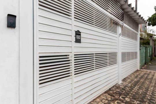 Fachada de kitnet/studio à venda com 3 quartos, 270m² em Vila Marieta, São Paulo