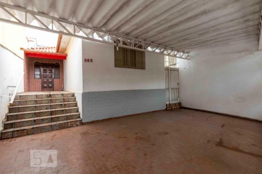 Garagem de kitnet/studio à venda com 3 quartos, 270m² em Vila Marieta, São Paulo