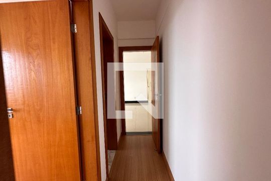 Corredor de apartamento à venda com 4 quartos, 239m² em São Lucas, Belo Horizonte