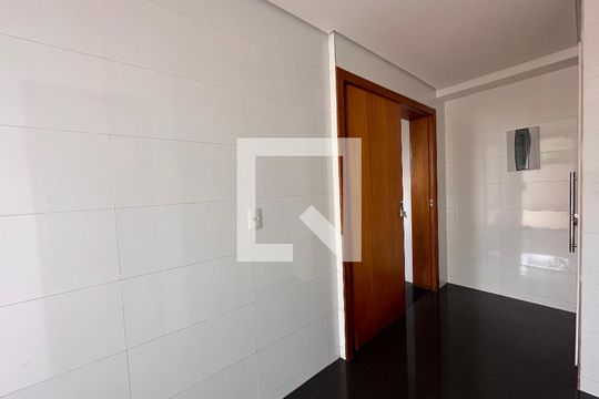 Corredor de apartamento à venda com 4 quartos, 239m² em São Lucas, Belo Horizonte