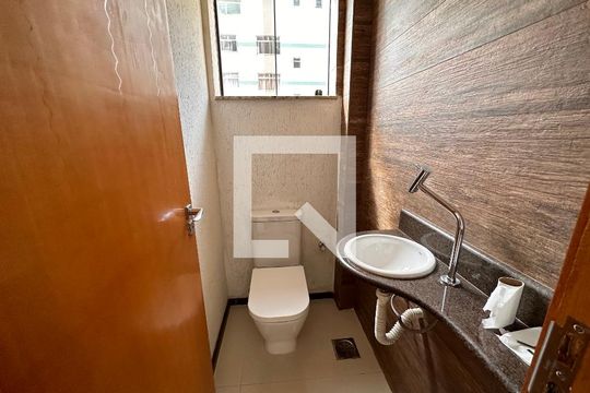 Banheiro de apartamento à venda com 4 quartos, 239m² em São Lucas, Belo Horizonte