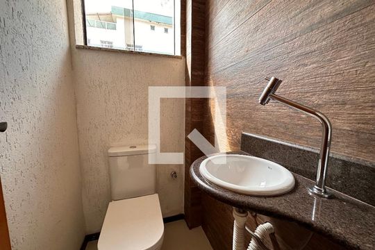 Banheiro de apartamento à venda com 4 quartos, 239m² em São Lucas, Belo Horizonte