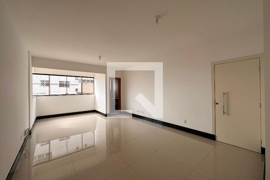 Apartamento à venda com 4 quartos, 239m² em São Lucas, Belo Horizonte