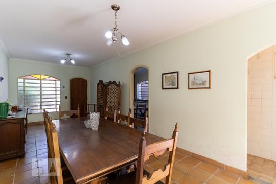 Sala de Jantar de casa à venda com 4 quartos, 225m² em Vila Moinho Velho, São Paulo