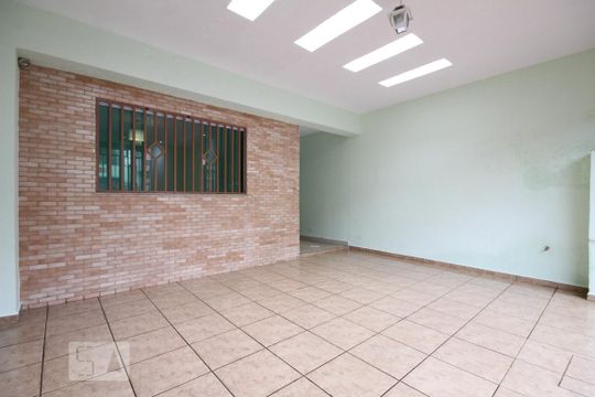 Garagem de casa à venda com 3 quartos, 150m² em Jardim da Glória, São Paulo